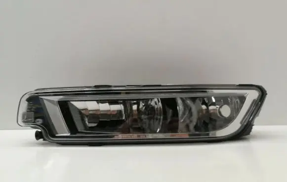 Volkswagen PASSAT B8 Front fog light 3G0941662E