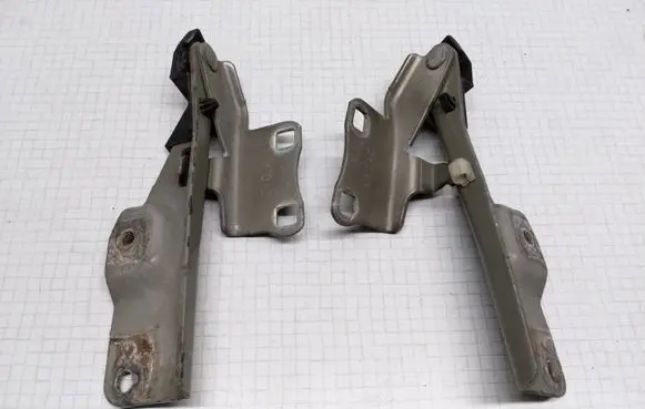 Nissan Maxima Engine bonnet/hood hinges 2Y0LH 2Y0RH