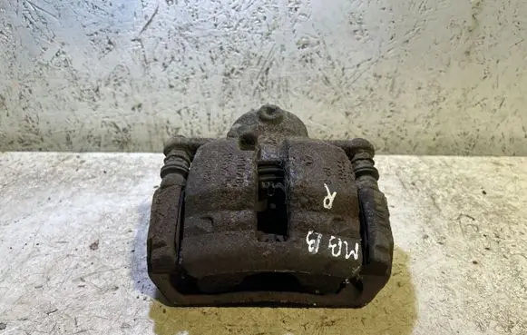 Mercedes-Benz B W245 Front brake caliper