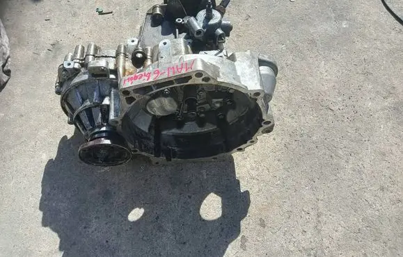 Volkswagen Touran II Manual 6 speed gearbox MAW