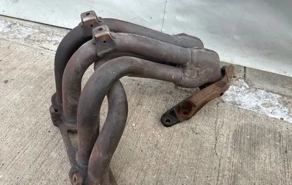Audi 80 90 S2 B4 Exhaust manifold 17118 88383a