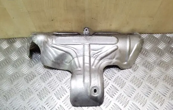 Volvo XC60 Exhaust heat shield 31219941