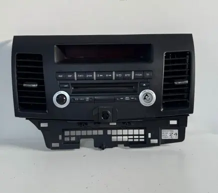 Mitsubishi Lancer VIII Radio/CD/DVD/GPS head unit 8002A378XA 9B23A 3857252