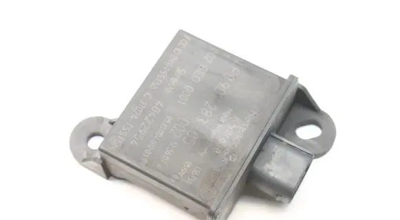 Audi Q7 4L Tire pressure control unit 4F090728305