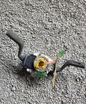 Volvo S40, V40 Wiper turn signal indicator stalk/switch 30808928