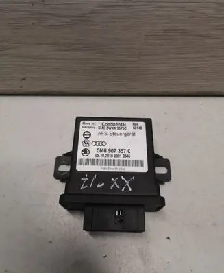 Volkswagen Golf VI Light module LCM 5M0907357C 5WK49676C