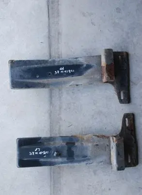 Iveco Daily 4th gen Lower shock absorber bracket 130KM