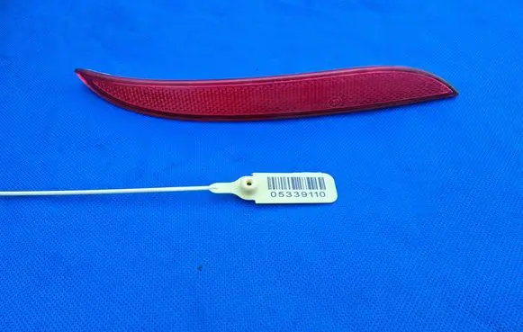 BMW 5 E60 E61 Rear tail light reflector 7183914