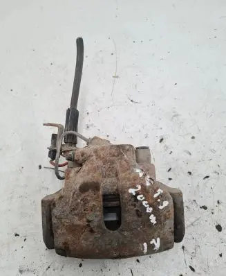 Audi A4 S4 B5 8D Front brake caliper