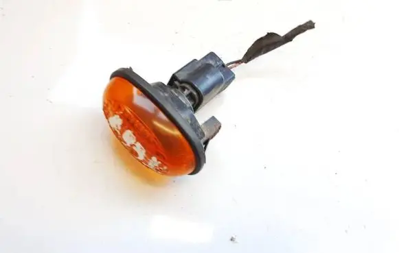 Hyundai H-1, Starex, Satellite Front fender indicator light 92303220