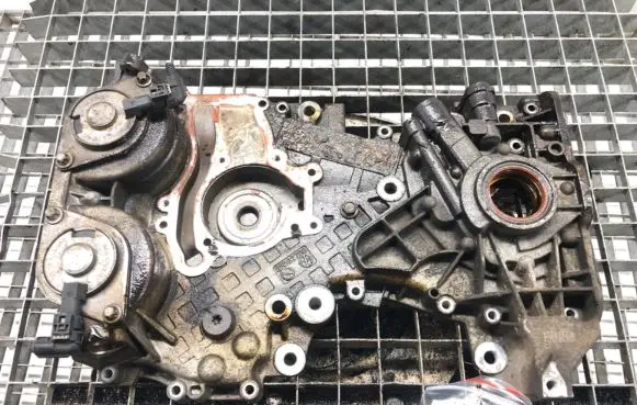 Opel Corsa D Timing chain cover 55562788