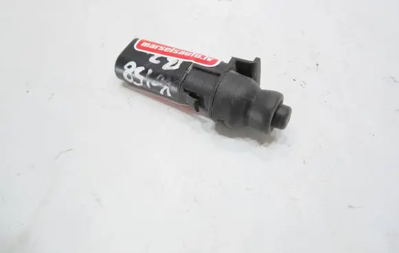 Volkswagen PASSAT B7 Fuel cap release pull handle 606809986C