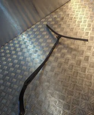 BMW 3 E90 E91 Windshield/front glass wiper blade 