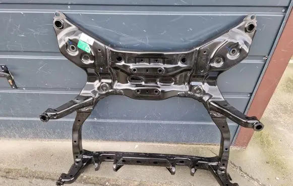 Mitsubishi Colt Front subframe