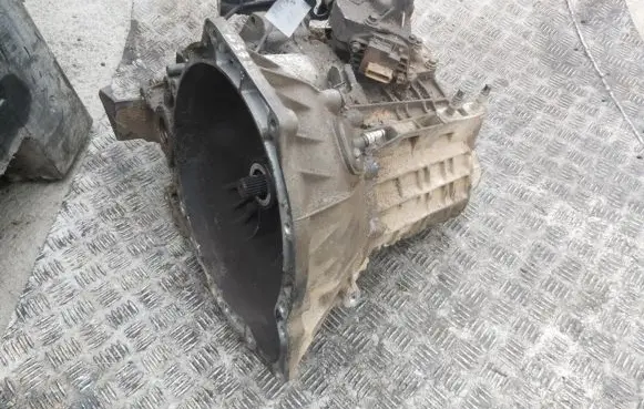 Ford Mondeo MK II Manual 5 speed gearbox 97zt7f096da 97zt-7f096da