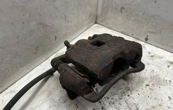 Honda Civic Front brake caliper