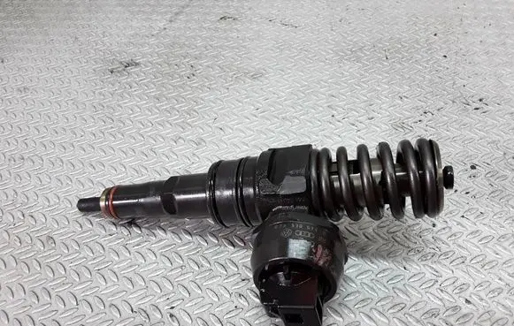 Volkswagen Phaeton Fuel injector 0414720220 07Z130073H