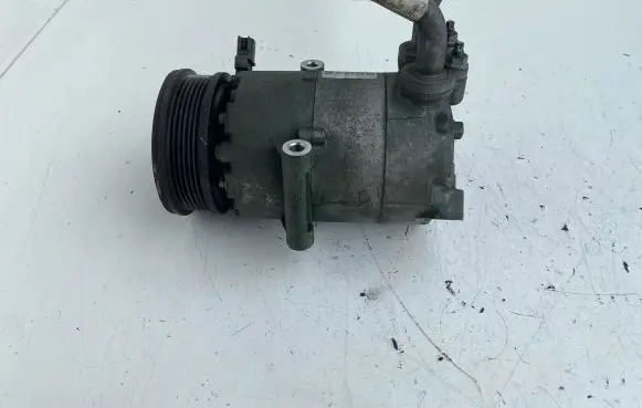 Volvo V60 Air conditioning (A/C) compressor (pump) 31369800