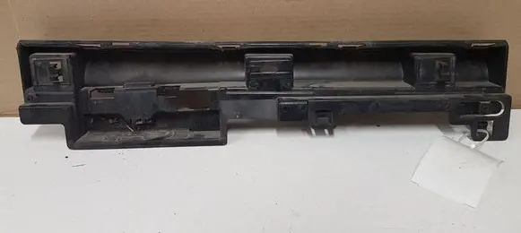 BMW 3 F30 F35 F31 Sill supporting ledge 51777256917 15857711