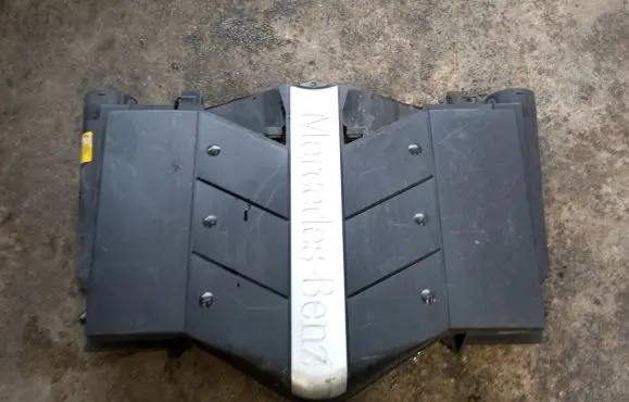 Mercedes-Benz E W211 Engine cover (trim) A1120940004