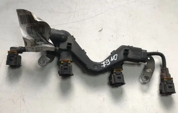 Opel Insignia A Fuel injector wires 55567592