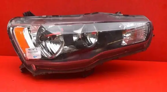 Mitsubishi Lancer VIII Headlight/headlamp 8301C3-38