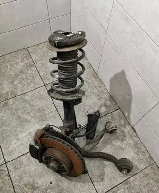 Mercedes-Benz C W204 Front wheel hub spindle knuckle A2043202866