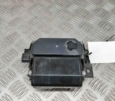 Nissan Qashqai J12 Current control relay 243026RA0B