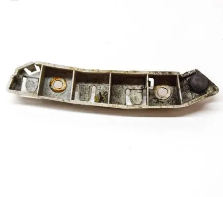 Ford Focus Front bumper mounting bracket BM5117D958A