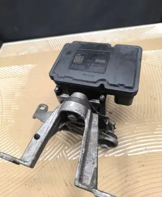 Mercedes-Benz GLK (X204) ABS Pump A1729014000 10092623753 28526482113