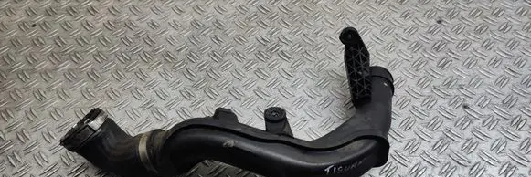 Volkswagen Tiguan Intercooler hose/pipe 5N0145770