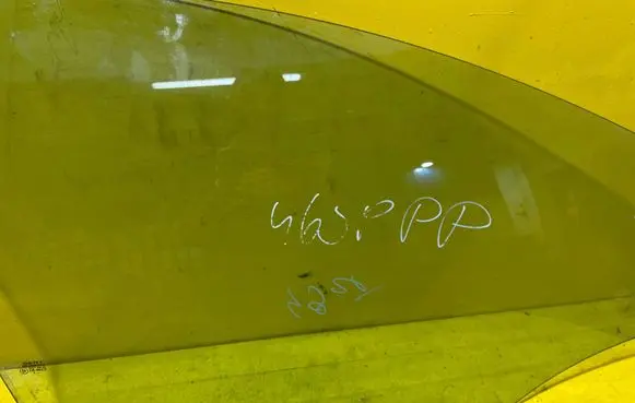 Seat Ibiza IV (6J,6P) Front door window glass four-door