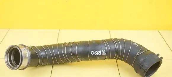 Mercedes-Benz C W204 Intercooler hose/pipe A2045280882 271910