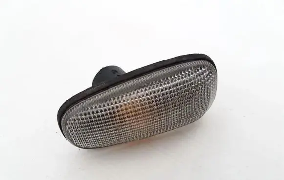 Opel Zafira A Front fender indicator light