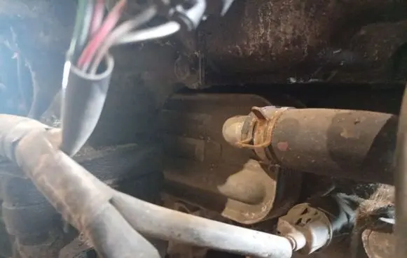Toyota Avensis T250 Engine oil radiator