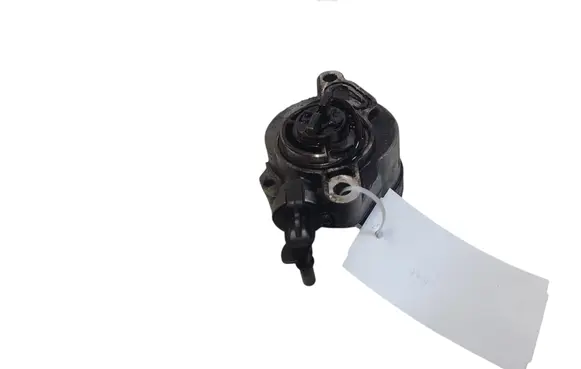 Peugeot 308 Vacuum pump D1562B