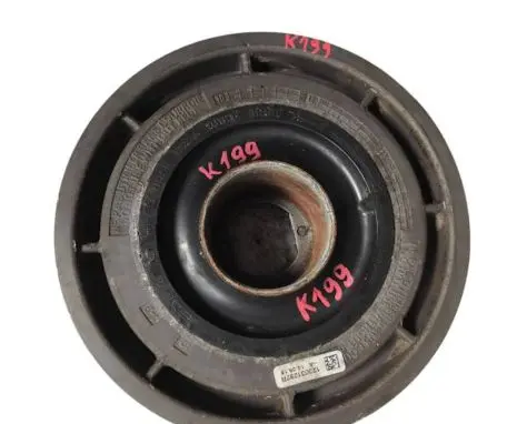 Nissan Navara Crankshaft pulley 123031297R