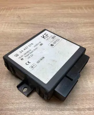 Opel Zafira A Comfort/convenience module 24437076 F005V00155