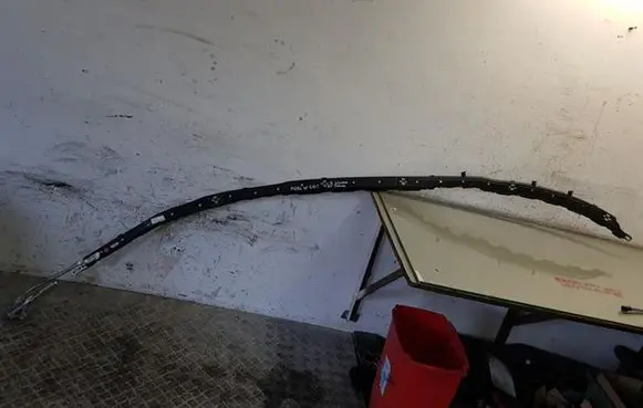 Mercedes-Benz R W251 Seat belt height adjuster 2518601205