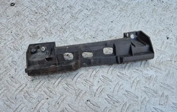 Mazda CX-7 Front bumper mounting bracket EH4450161