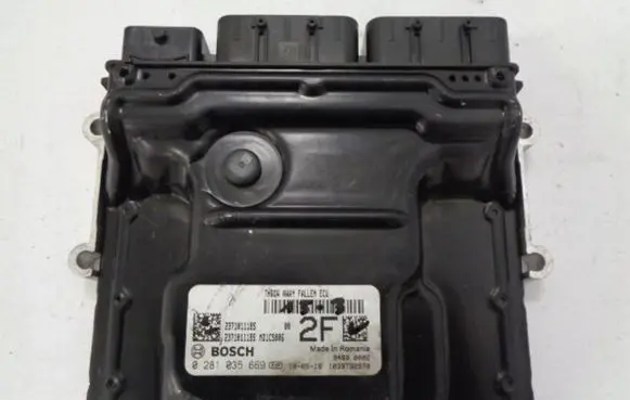 Nissan Qashqai Engine control unit/module ECU 0281035669