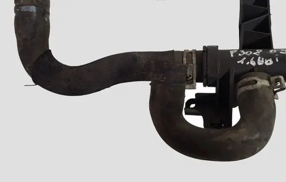 Peugeot 308 Engine coolant pipe/hose 9670254180