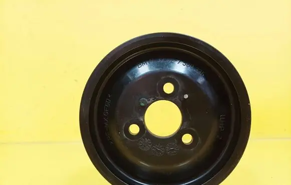 BMW 1 E81 E87 Power steering pump pulley 7500335