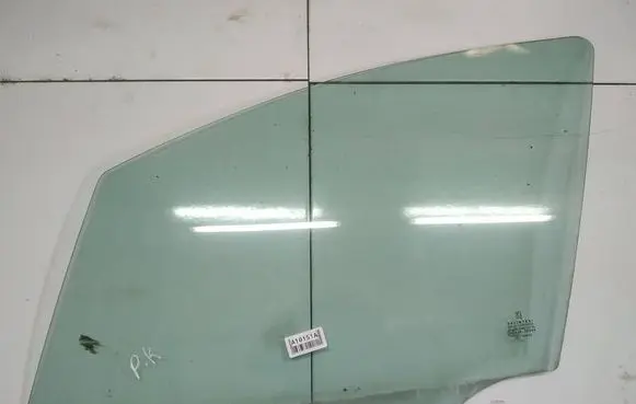 Peugeot 307 Front door window glass four-door AS2