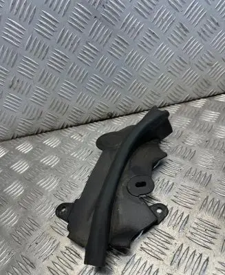 BMW 7 G11 G12 Engine compartment rubber 7347395 74850613