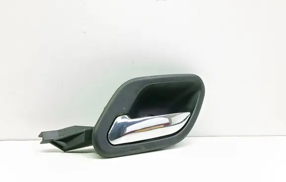 BMW 5 E39 Rear door interior handle 8226049