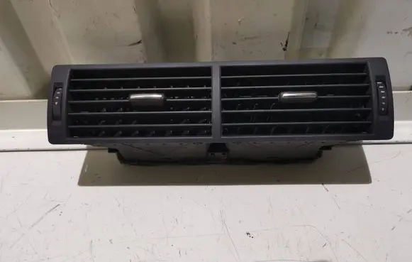 Audi A4 S4 B7 8E 8H Dash center air vent grill 8E0820951H