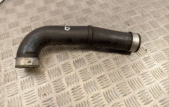 Volkswagen Golf VI Intercooler hose/pipe