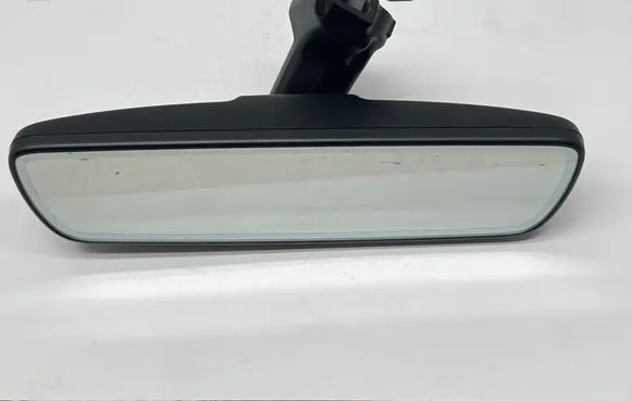 Rear view mirror (interior)