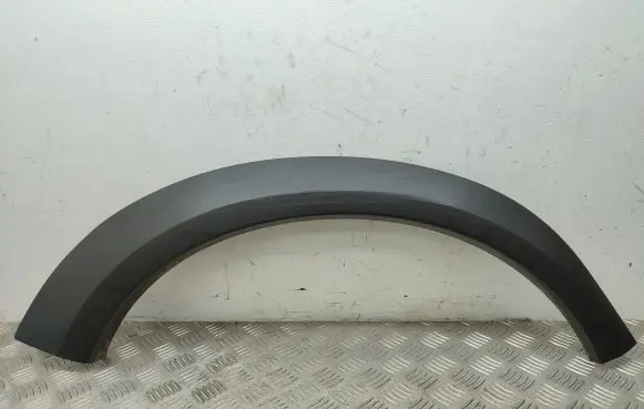 Volvo XC70 Rear fender molding trim 31283107